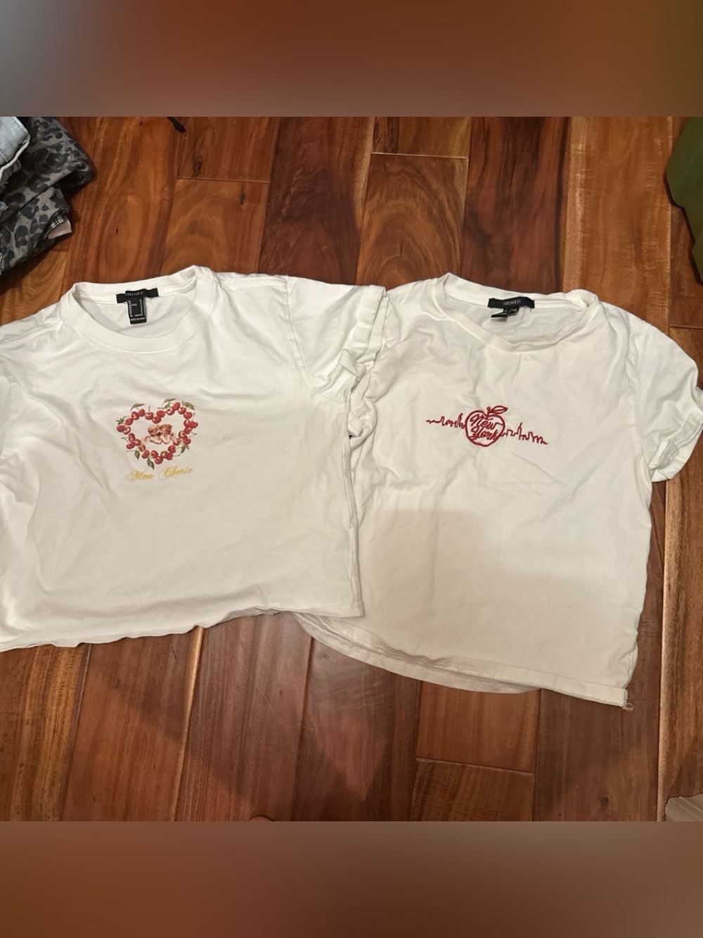 White ' Short sleeve cropped Tee with Red Heart Graphic